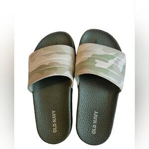 Girls Old Navy army sandals 12-13 *